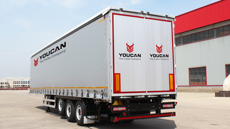  Curtainsider semi-trailer 1